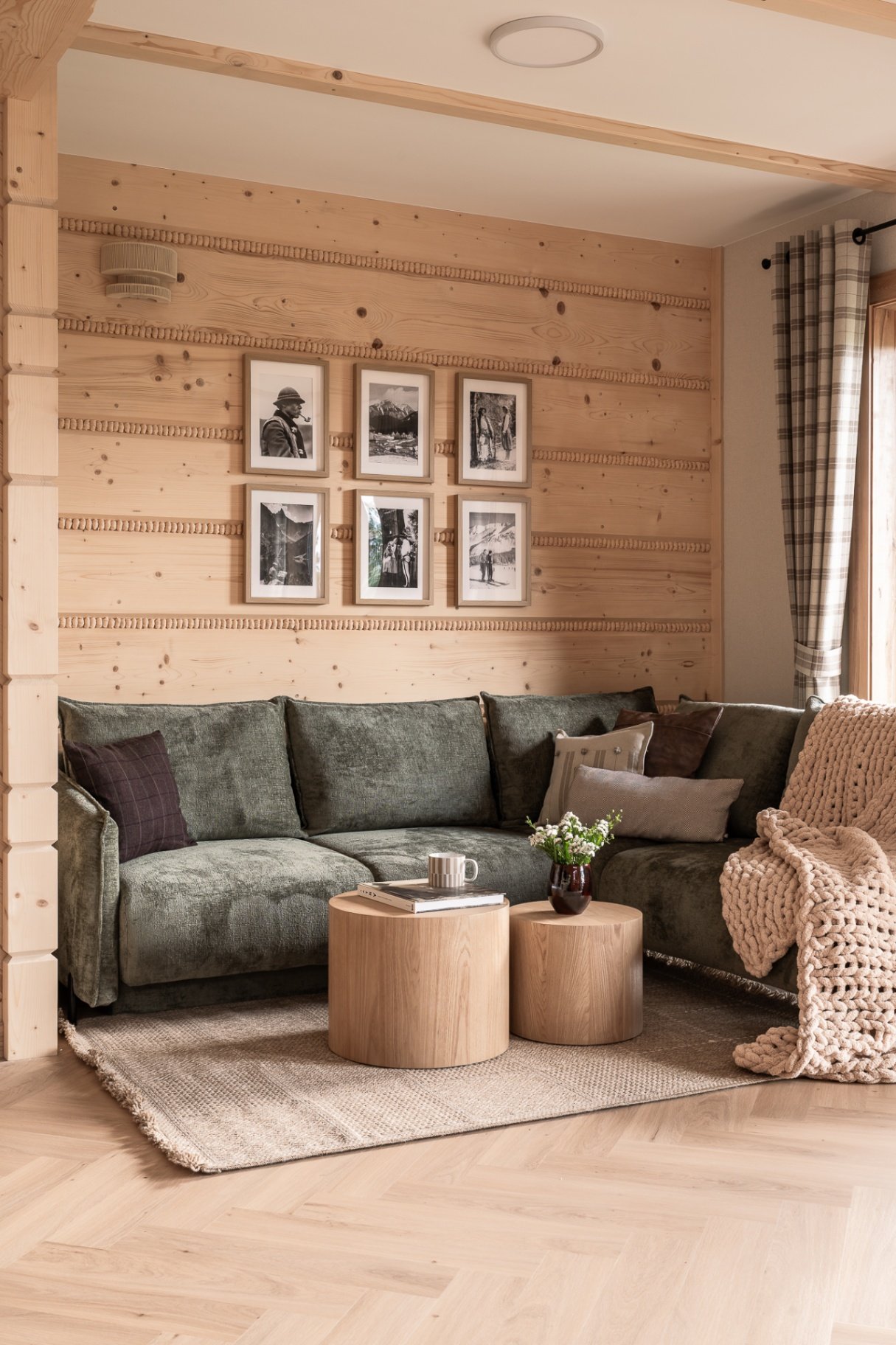 Sofa i galeria zdjęć